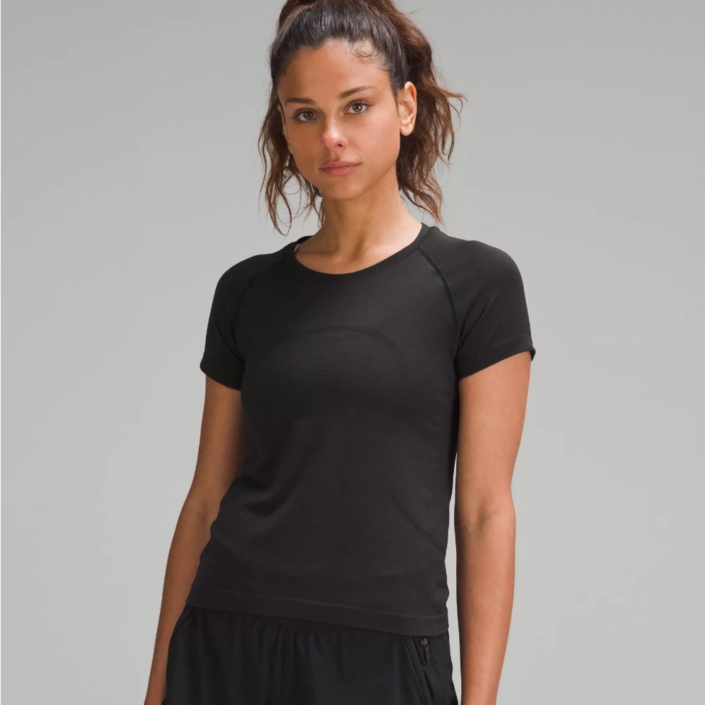 Women's Lululemon Black Swiftly Top Hip Length